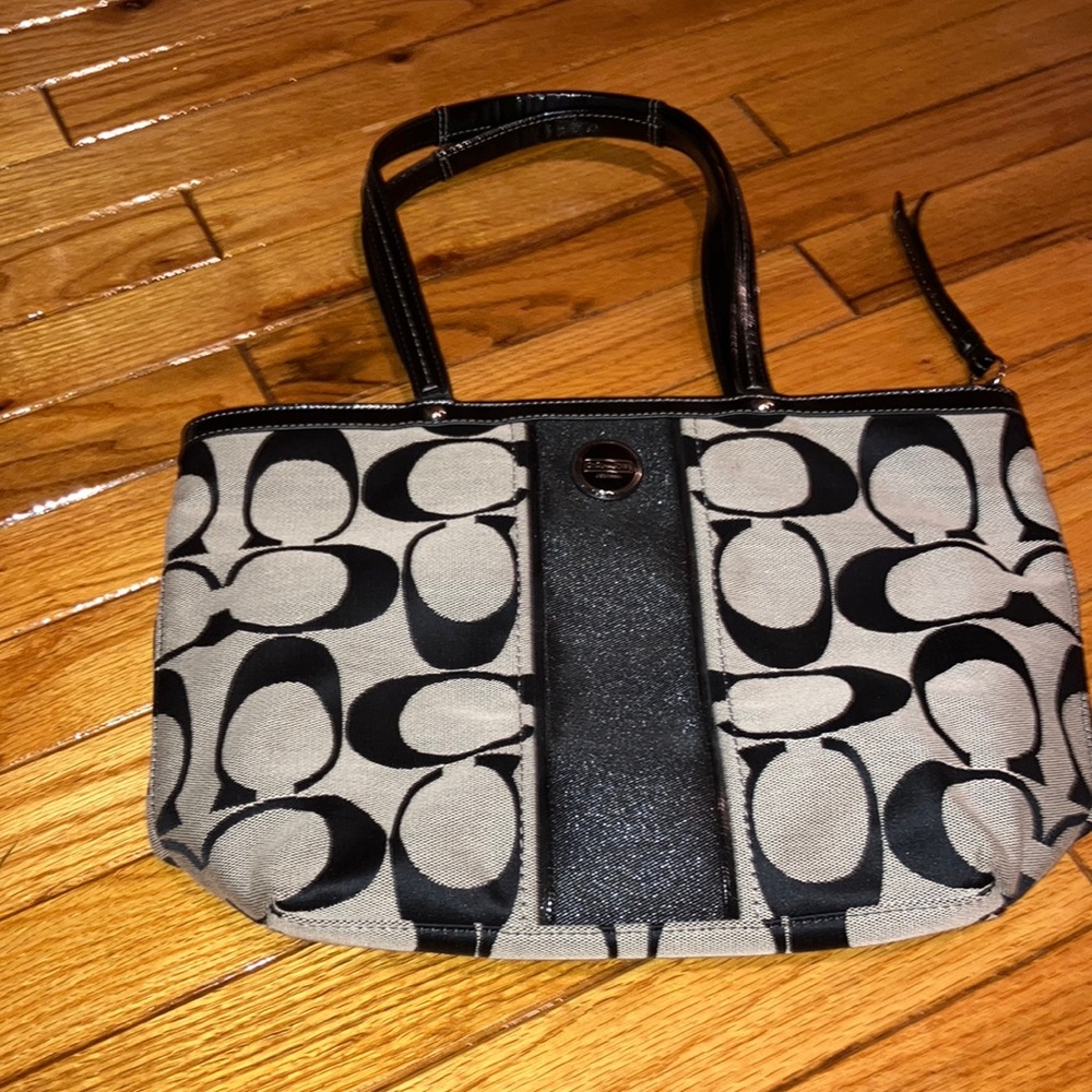 Coach shoulder bag